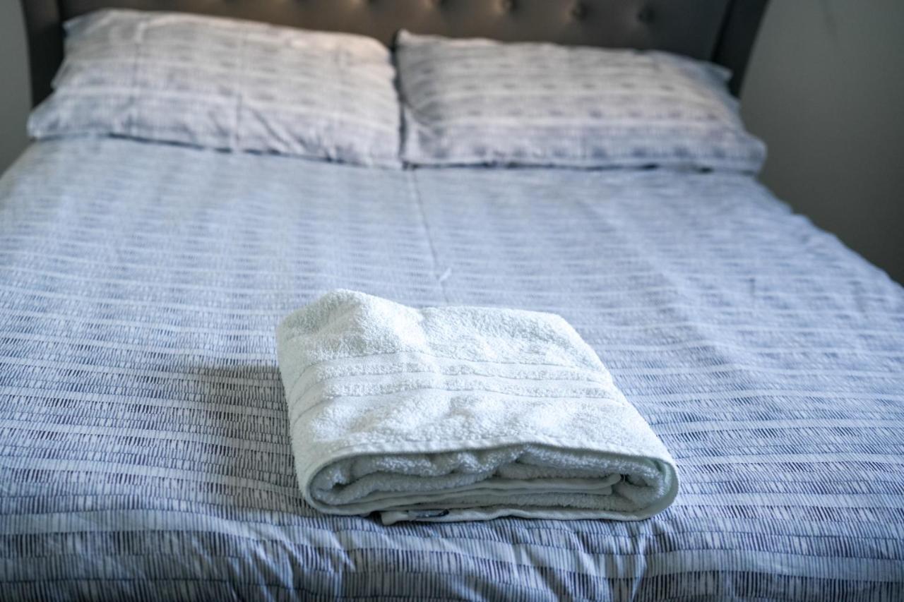 בריסטול Stunning Two-Bedroom Apartment At A3Ree, Free Parking, Near Cribbs Causeway Mall מראה חיצוני תמונה