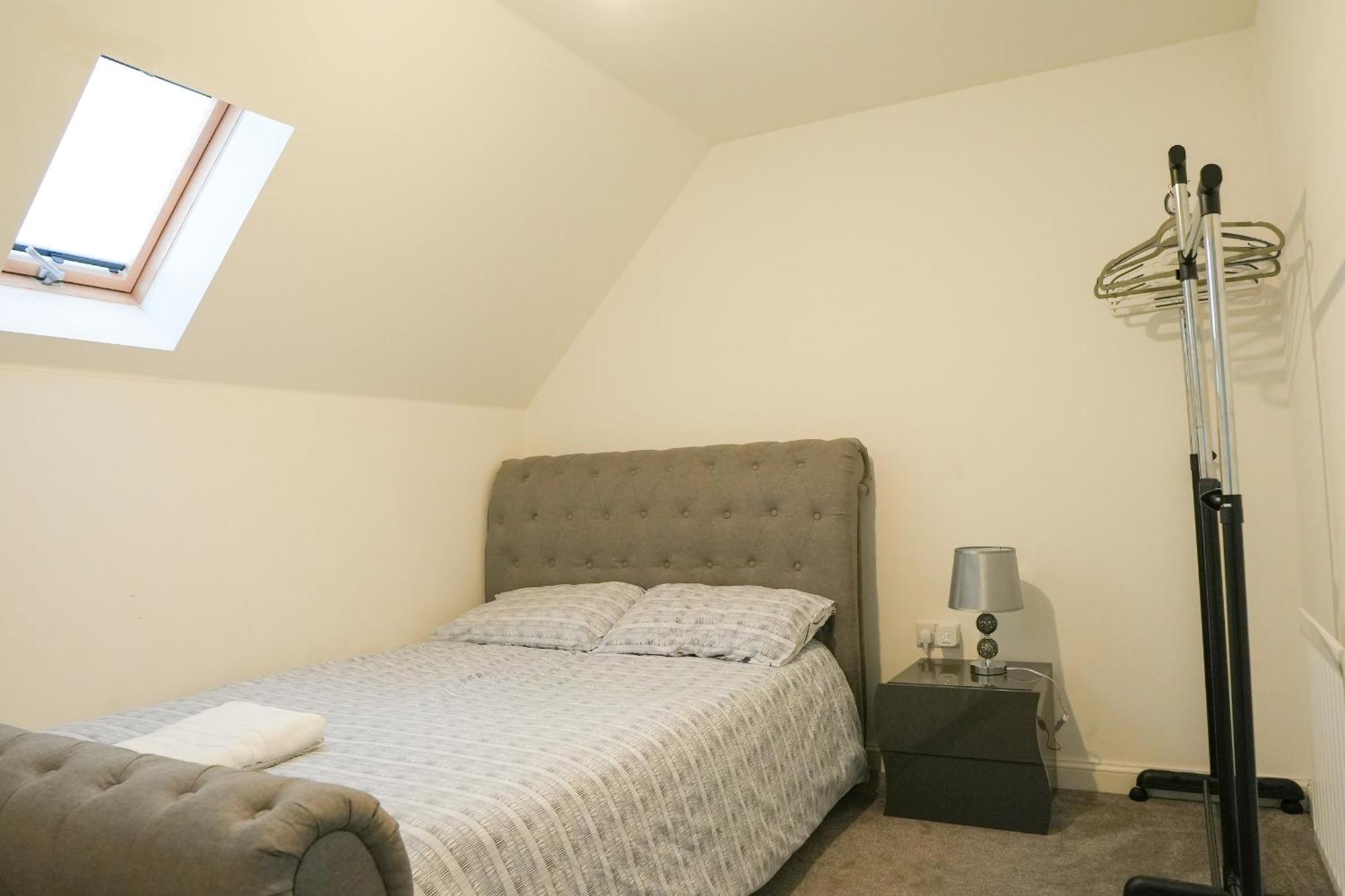 בריסטול Stunning Two-Bedroom Apartment At A3Ree, Free Parking, Near Cribbs Causeway Mall חדר תמונה